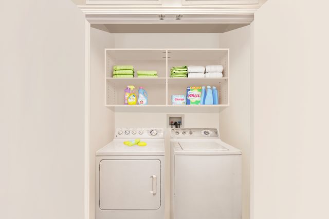 600 N Lake Shore Drive 2709, Chicago, IL 60611