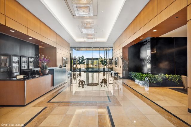 600 N Lake Shore Drive 2709, Chicago, IL 60611