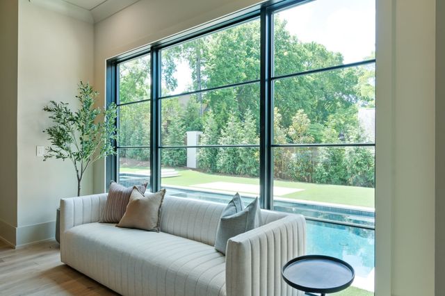 1135 Duncanwood Dr, Nashville, TN 37204