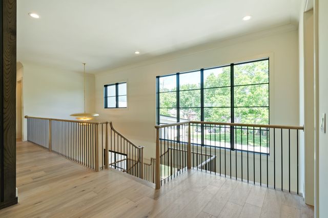 1135 Duncanwood Dr, Nashville, TN 37204