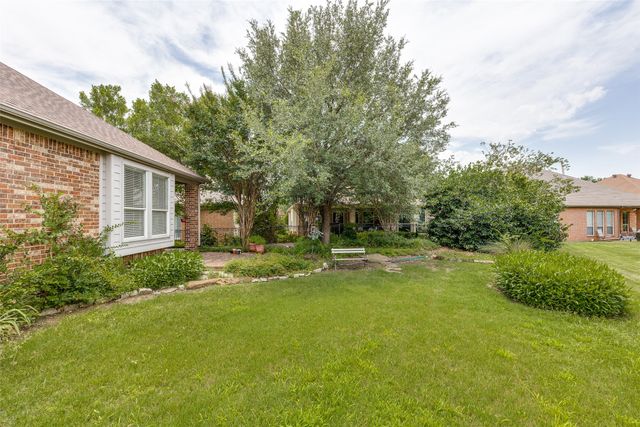 351 Southern Hills Drive, Fairview, TX 75069