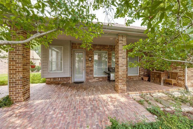 351 Southern Hills Drive, Fairview, TX 75069