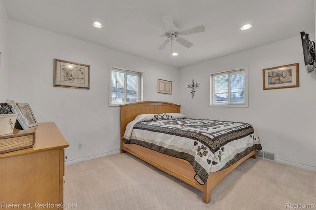 32613 Windsor Street, Garden City, MI 48135