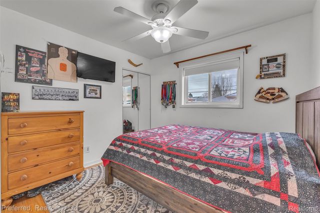 32613 Windsor Street, Garden City, MI 48135