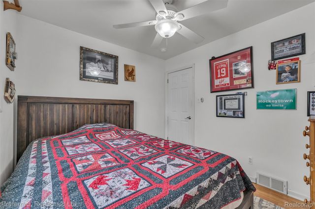 32613 Windsor Street, Garden City, MI 48135