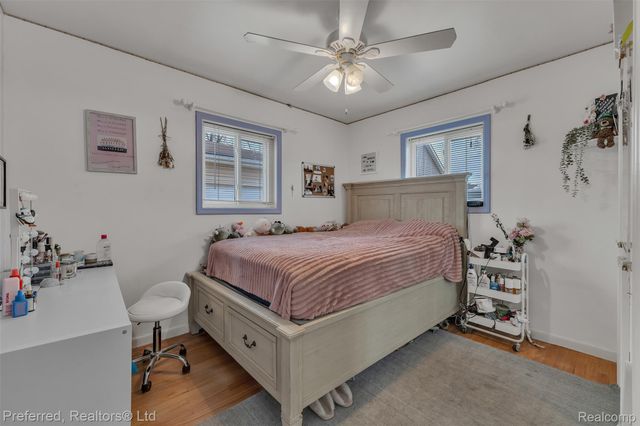 32613 Windsor Street, Garden City, MI 48135