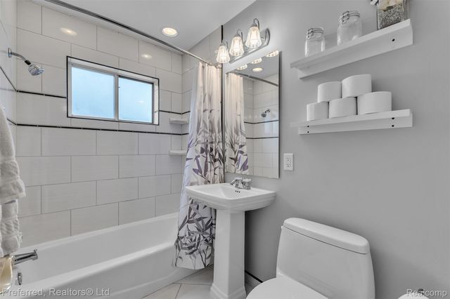 32613 Windsor Street, Garden City, MI 48135