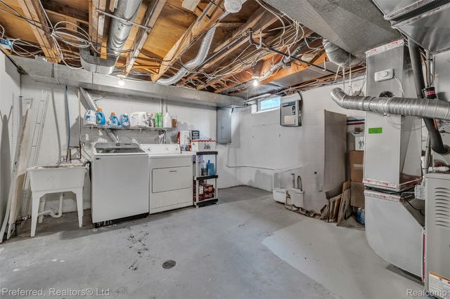 32613 Windsor Street, Garden City, MI 48135