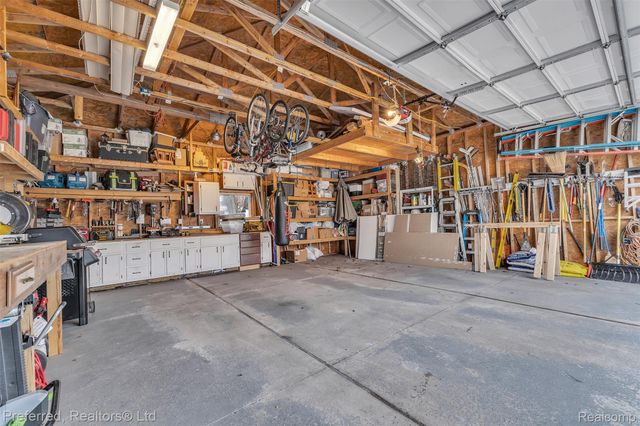 32613 Windsor Street, Garden City, MI 48135