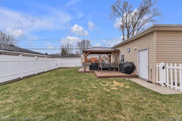 32613 Windsor Street, Garden City, MI 48135