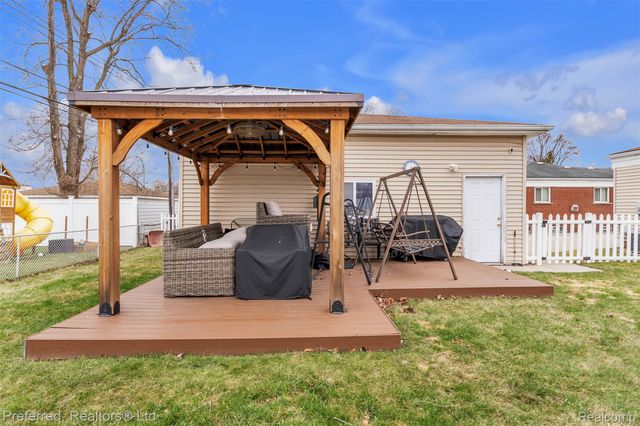 32613 Windsor Street, Garden City, MI 48135