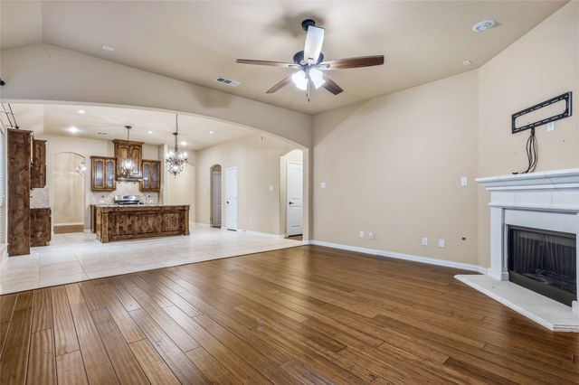 10816 Sexton Drive, Mckinney, TX 75072
