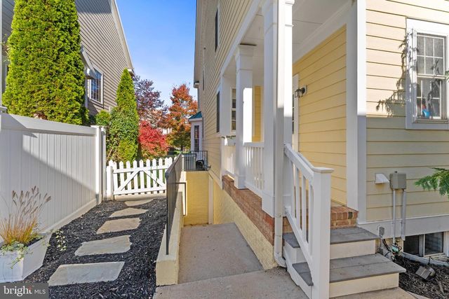 7230 JOHN TAYLOR MEWS, Ruther Glen, VA 22546