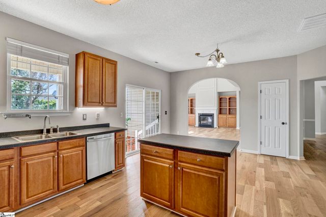 38 Ginger Gold Drive, Simpsonville, SC 29681