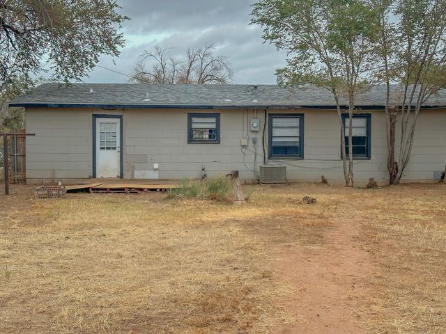2722 E 9th Street, Lubbock, TX 79403