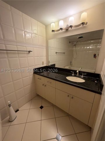 2640 NE 135th St 202, North Miami, FL 33181
