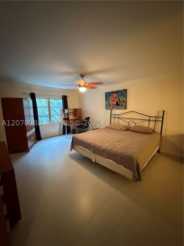 2640 NE 135th St 202, North Miami, FL 33181