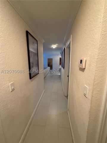 2640 NE 135th St 202, North Miami, FL 33181