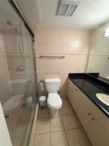 2640 NE 135th St 202, North Miami, FL 33181