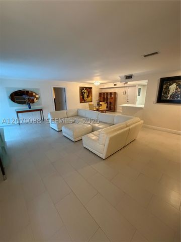 2640 NE 135th St 202, North Miami, FL 33181