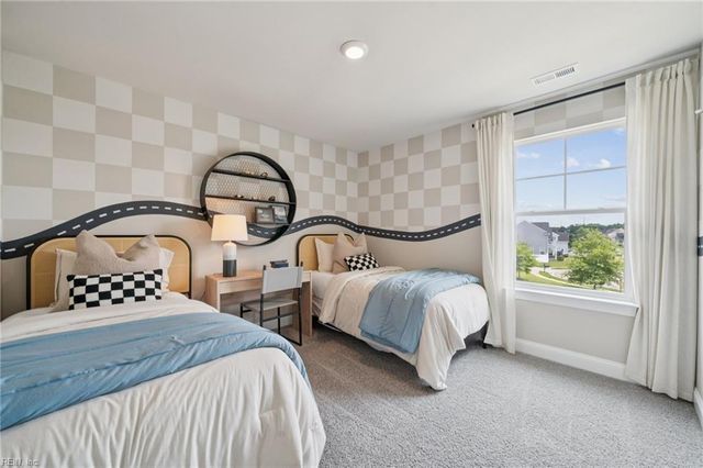 317 Riverview RD, Chesapeake, VA 23322