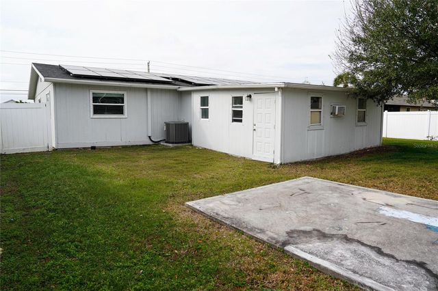 821 BARBER STREET, Sebastian, FL 32958