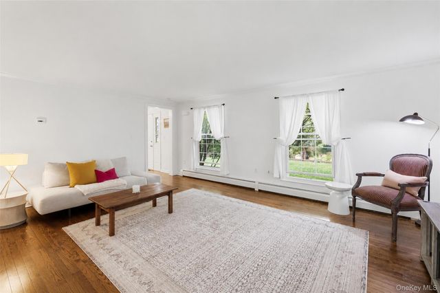 15 Blue Jay Drive, Newburgh, NY 12550