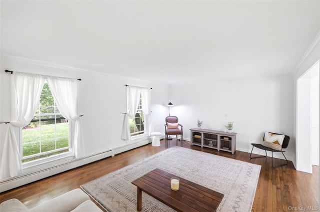 15 Blue Jay Drive, Newburgh, NY 12550
