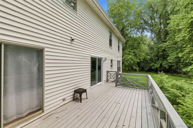 15 Blue Jay Drive, Newburgh, NY 12550