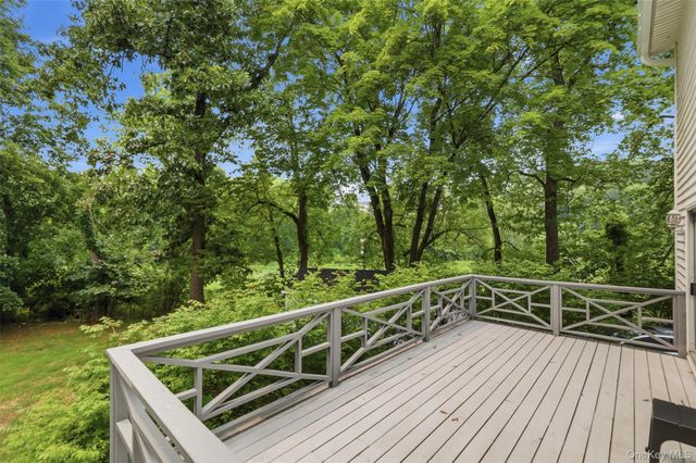 15 Blue Jay Drive, Newburgh, NY 12550