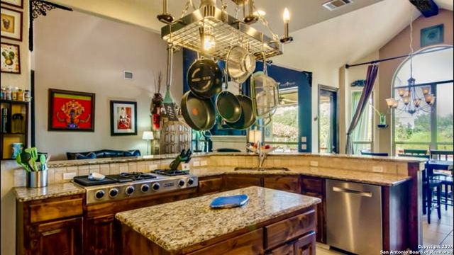 3318 Sable Ck, San Antonio, TX 78259