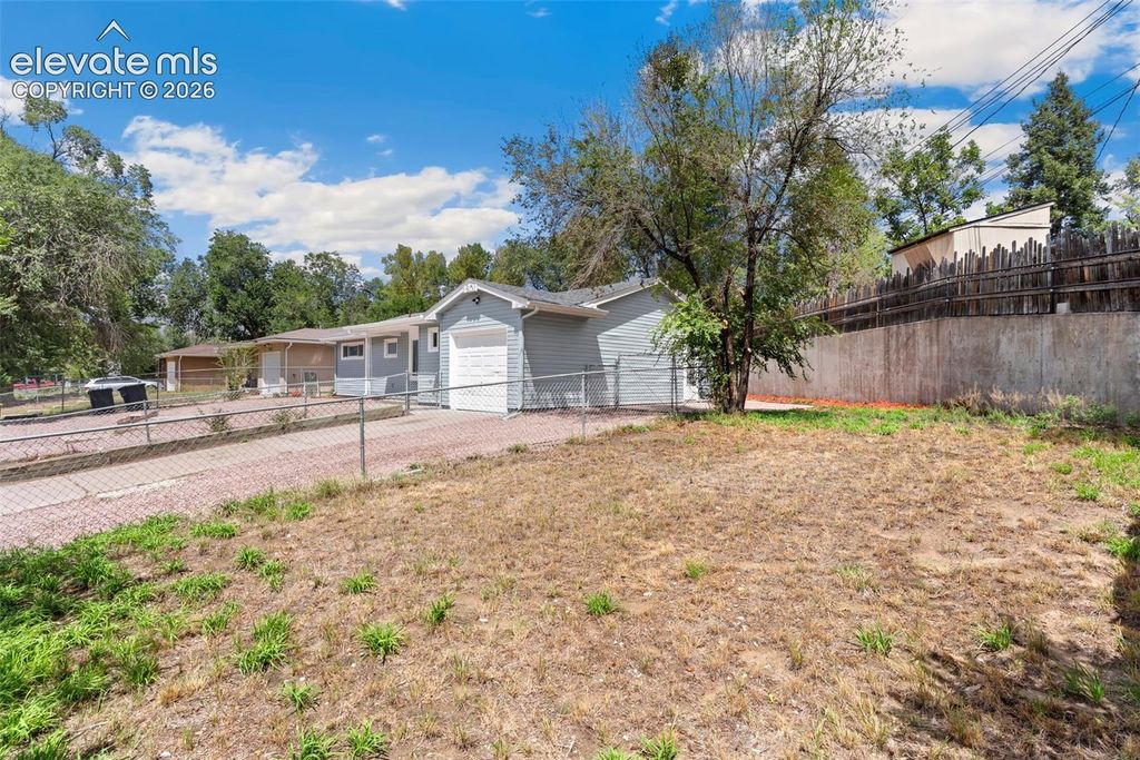1801 Hallam Avenue, Colorado Springs, CO 80911 — photo 2