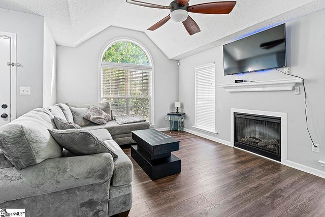 219 Oak Ridge Drive, Greenwood, SC 29649