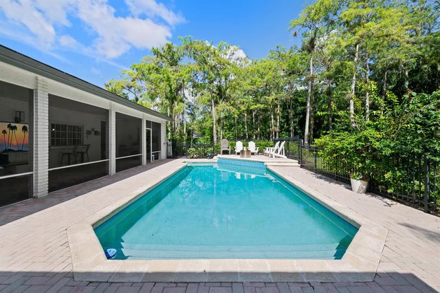 8165 NW 47th Drive, Coral Springs, FL 33067