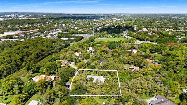 8165 NW 47th Drive, Coral Springs, FL 33067