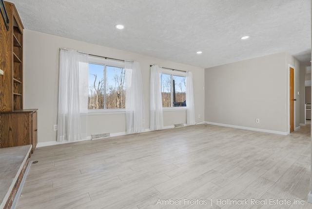 21125 Swafford Rd Road, Battle Creek, MI 49017