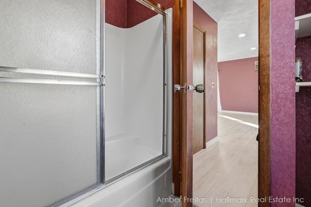 21125 Swafford Rd Road, Battle Creek, MI 49017