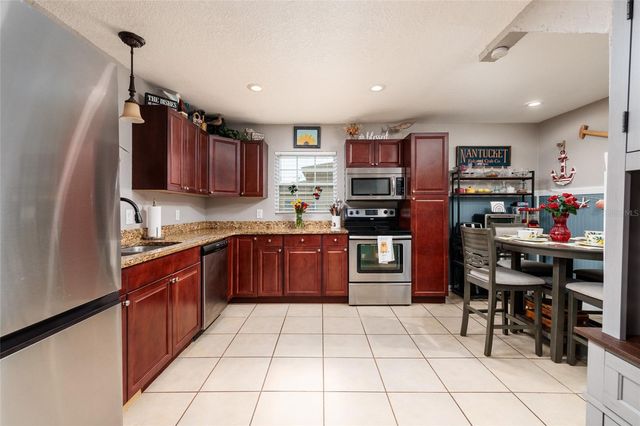 1220 56TH AVENUE N, St Petersburg, FL 33703