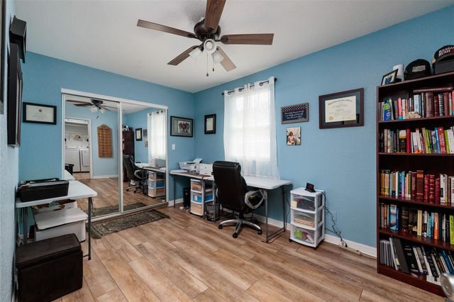 1220 56TH AVENUE N, St Petersburg, FL 33703