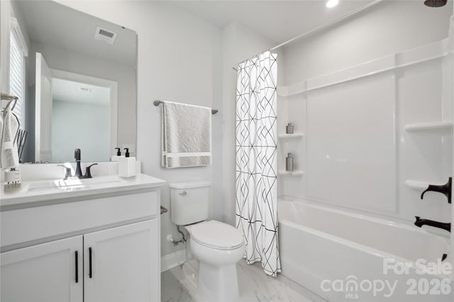 111 Coronado Avenue, Matthews, NC 28104