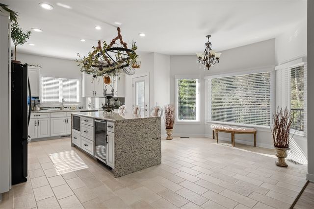 6065 N Scenic Woods Circle, Muskegon, MI 49445