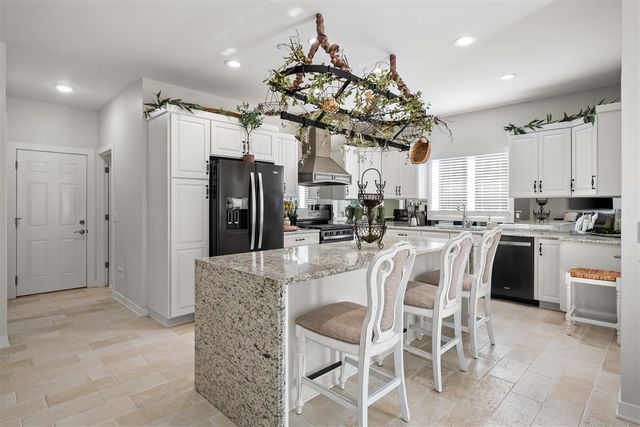 6065 N Scenic Woods Circle, Muskegon, MI 49445