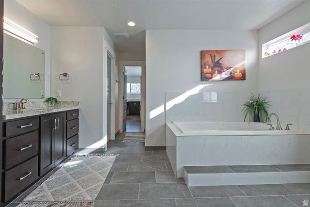 8564 S LITTLE WILLOW CIR, Cottonwood Heights, UT 84121