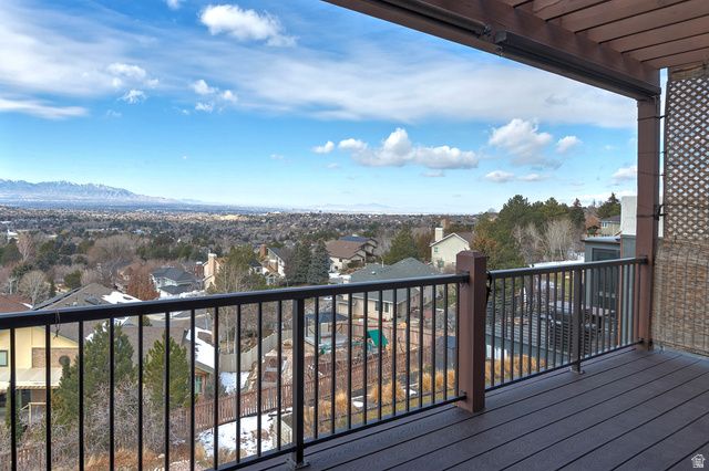 8564 S LITTLE WILLOW CIR, Cottonwood Heights, UT 84121