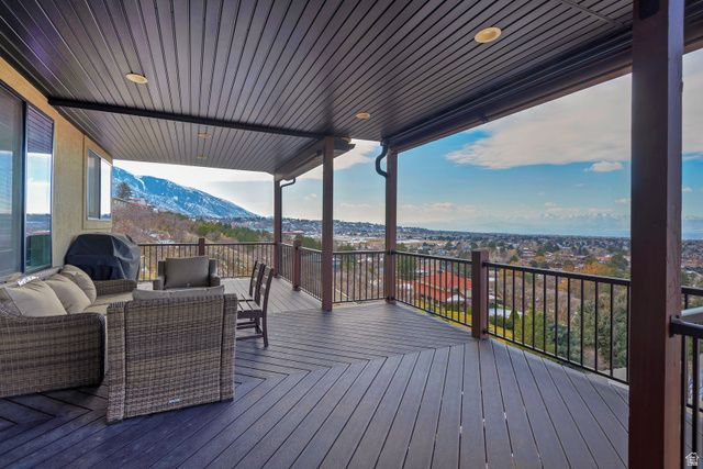 8564 S LITTLE WILLOW CIR, Cottonwood Heights, UT 84121