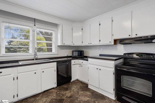 37 Dendy Street, Pelzer, SC 29669