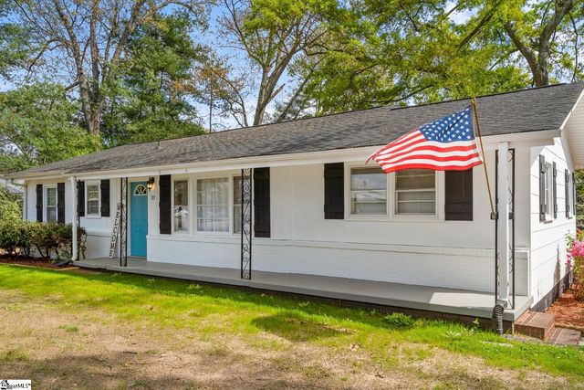 37 Dendy Street, Pelzer, SC 29669