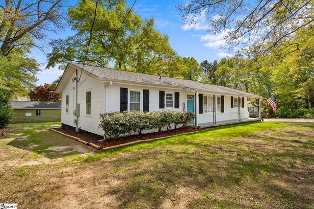 37 Dendy Street, Pelzer, SC 29669
