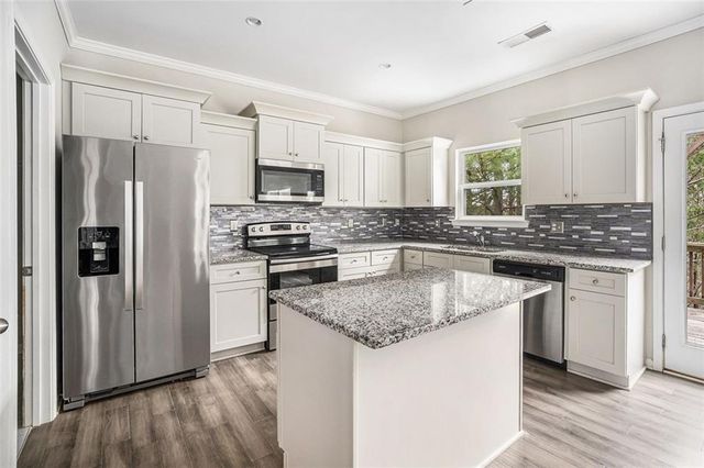 228 FIELDCREST Drive, Dallas, GA 30132