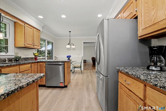 23 Jeremiah Road, Newtown, CT 06482